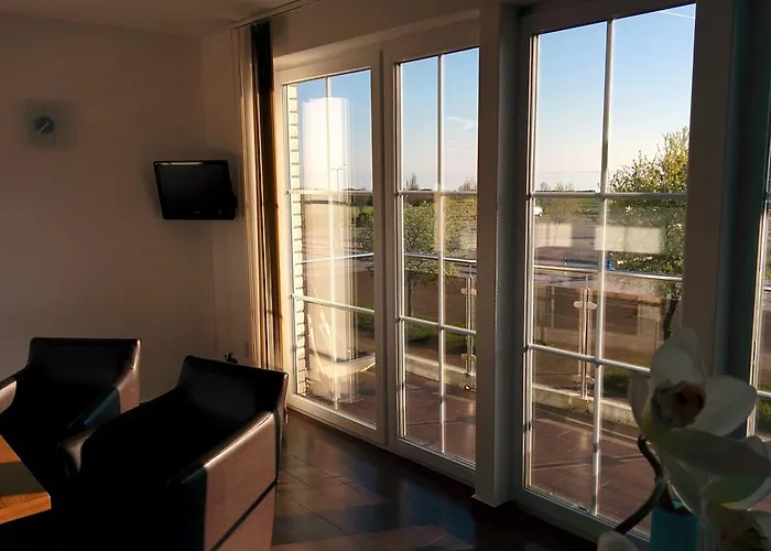 Doppel-seeblick * ハイリゲンハーフェン